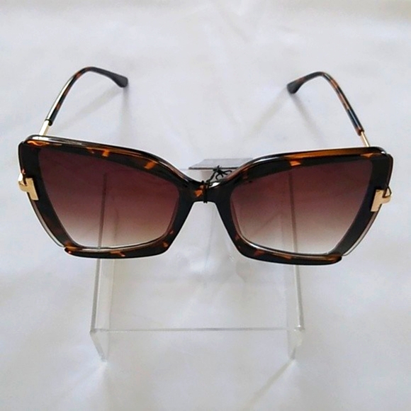 💎🛑⚠️LAST ONE! 💞"Let Me School U!" Sunglasses! - Picture 1 of 13